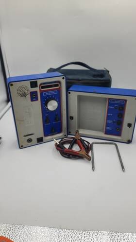 Goldak 395395 902 Pipe And Cable Locator. Untested