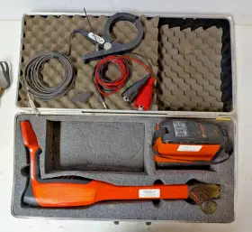810dx-d Metrotech Pipe And Cable Locator