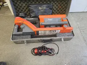 9890xt Metrotech 9800xt/9890xt 9800xt 960 Cable Pipe Line Locator With Case And Cables