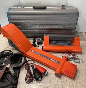 Metrotech 9860 9860brl 960 Pipe And Cable Locator 4490 Clamp Case Leads