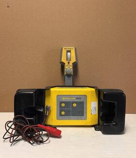 Rycom 8859 Pathfinder Ii Cable Utility And Pipe Locator Parts/not Working